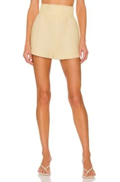 Camila Coelho Lieve Shorts Buttercream