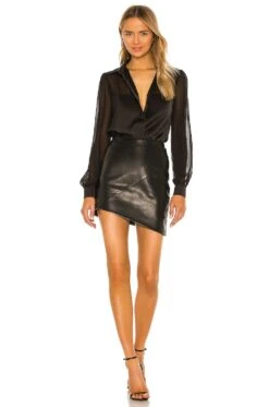 Camila Coelho Ida Top Black 11 Camila Coelho Ida Top Black -Camila coelho Sales COEL WS100 V5