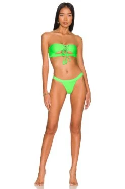 Camila Coelho Andressa Top Bright Green 11 Camila Coelho Andressa Top Bright Green -Camila coelho Sales COEL WX159 V4